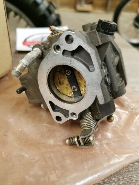 NOS HONDA BF90 CARBURETOR 16101-ZW1-000  H85