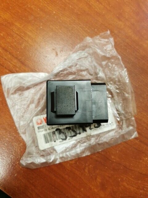 NOS Yamaha XVZ13 XVZ1300 XVS650 XV1600 FZR600 XVS1100 RELAY 3EN-81950-00-00 Y102