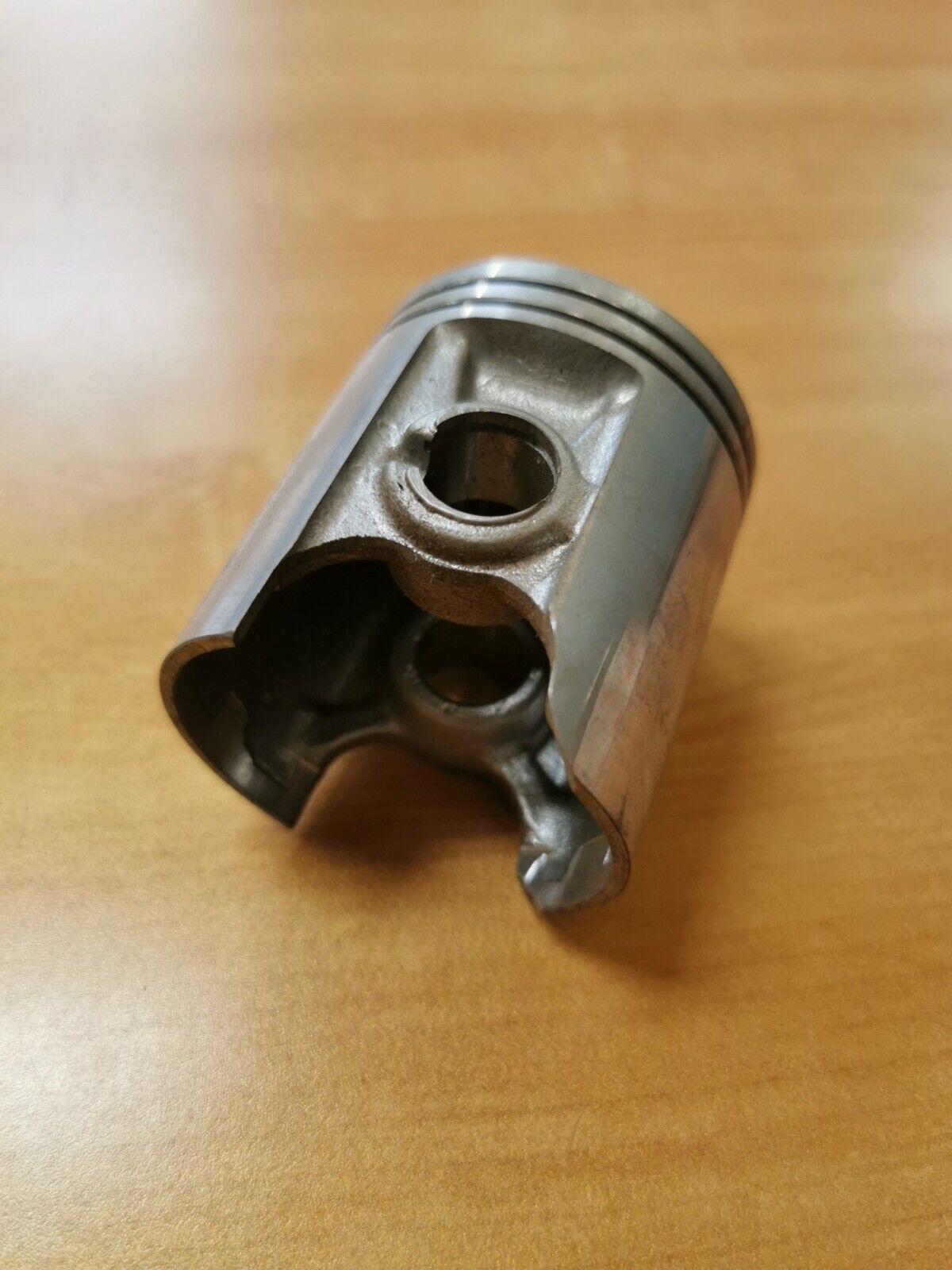 NOS SUZUKI RM125 1977 PISTON 12110-41311-025 S7