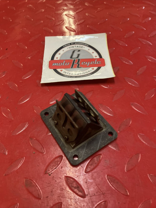 Yamaha DT200 1984 reed valve block cage