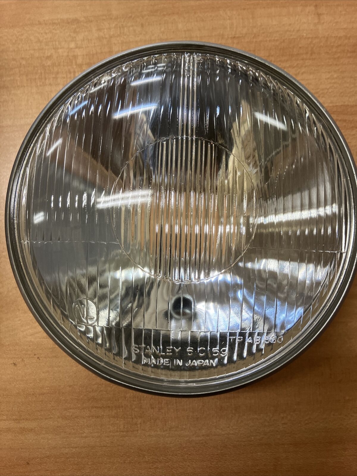 NOS HONDA CB175 CB250 CB450 1970 HEADLIGHT 3120-283-601  H18