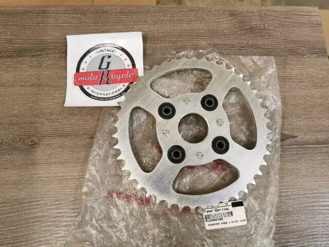 NOS HONDA ATC250R 1981 1982 SPROCKET ASSY FINAL 44t 41200-961-000 H157