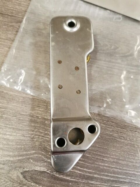 NOS YAMAHA TX650 1970 - 1976 XS2 XS650 XS650S STRAINER 256-13411-01-00 Y170