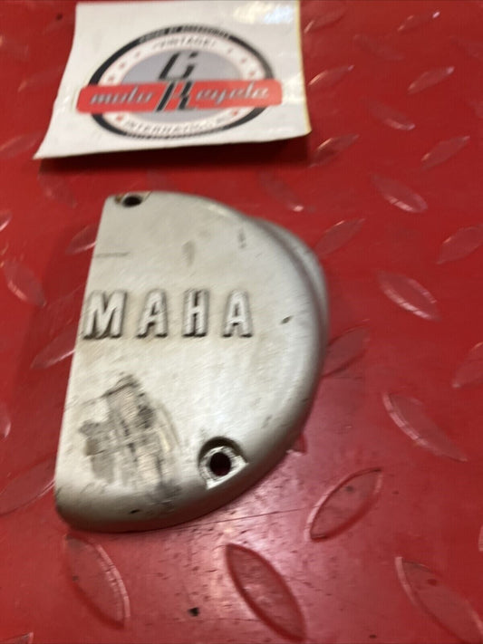 Yamaha DT80 1982 right crankcase oil pump cover GT80