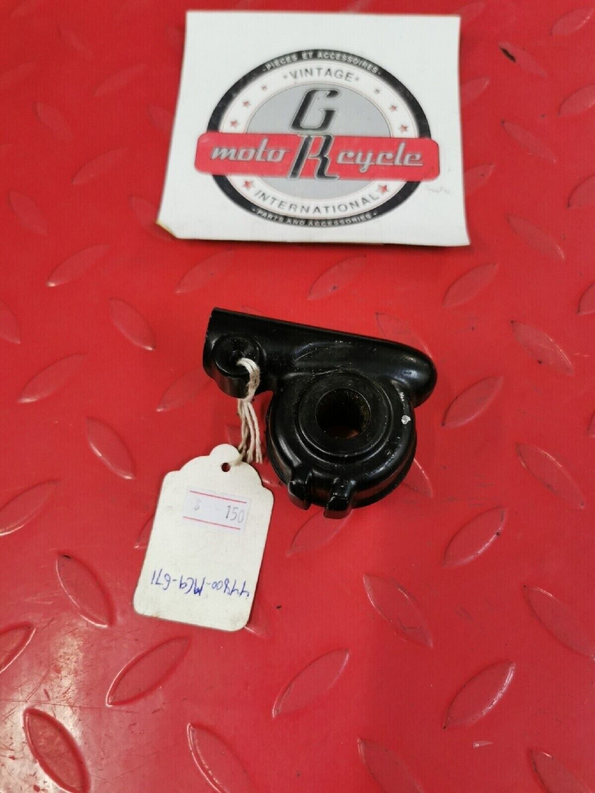NOS HONDA  CB450 CB450SC 1982  SPEEDOMETER DRIVE GEAR  44800-MC9-671  H39