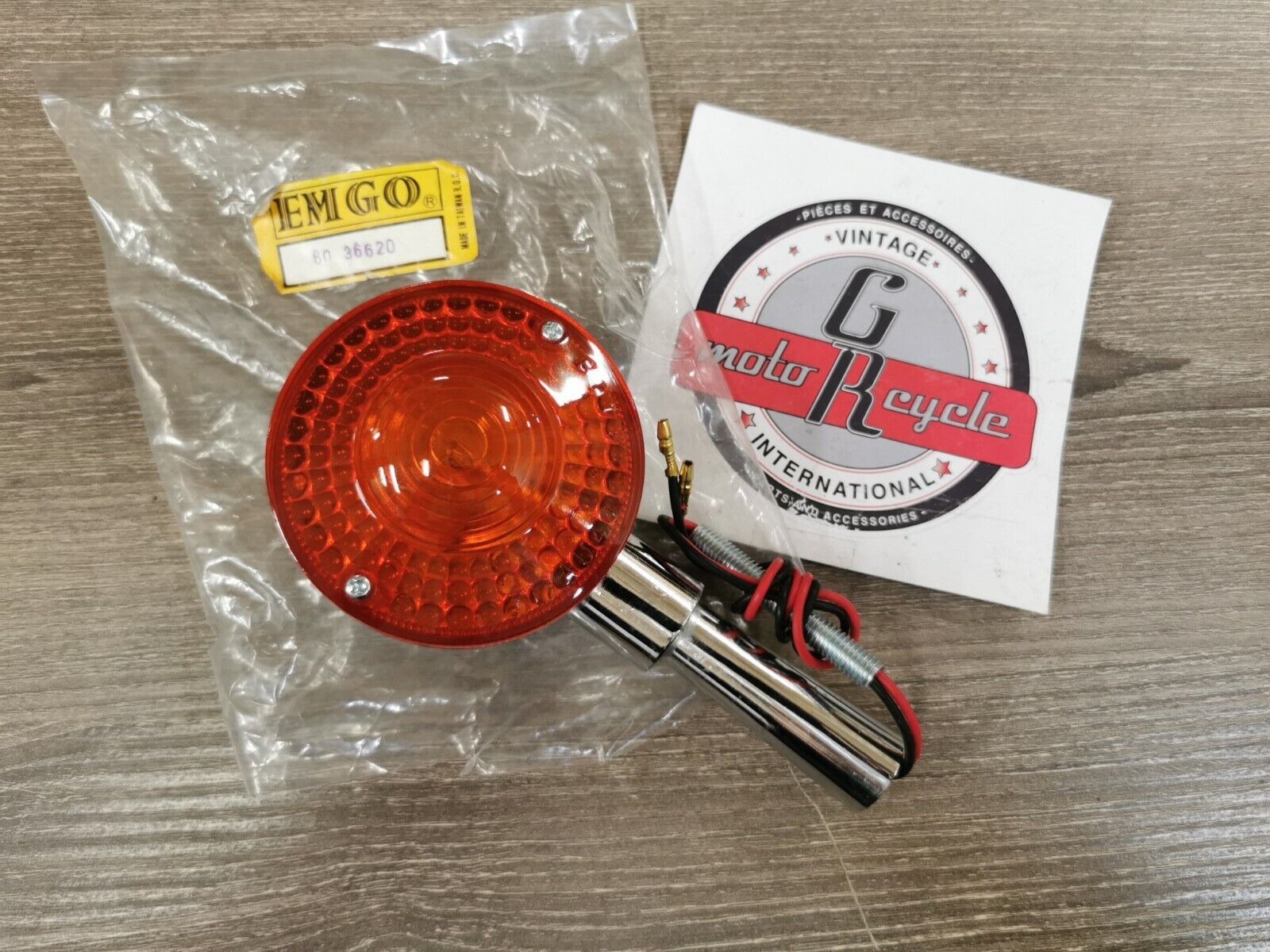 NOS EMGO LIGHT Indicator Yamaha 60-36620 J36