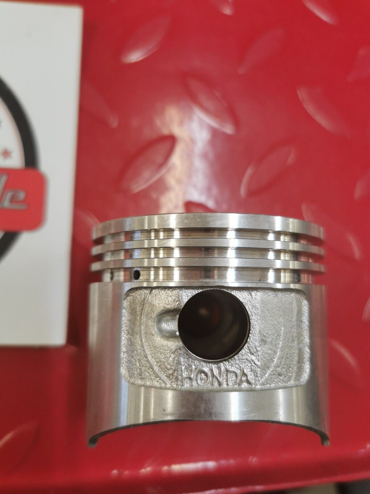 NOS Honda GV200 G200 PISTON (STD) 13101-883-003 H12