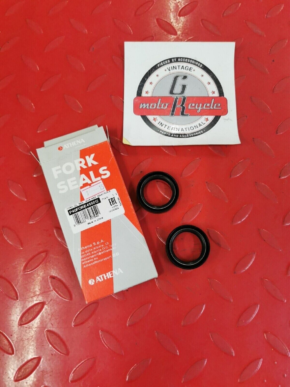 NOS ATHENA FORK OIL SEAL Suzuki 125GT  1974 - 1981   P40FORK455012 J13