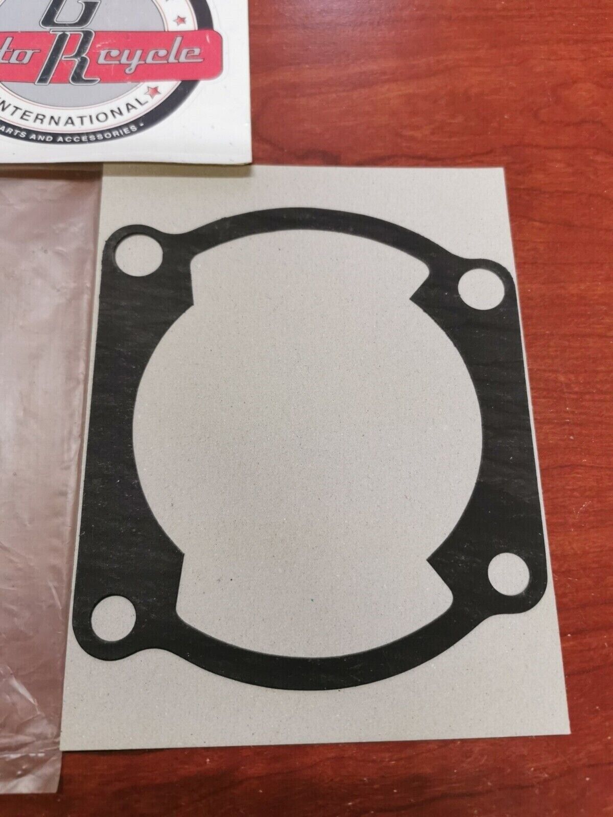 NOS Yamaha IT425 IT400 YZ400 CYLINDER GASKET 2X5-11351-01-00 Y95
