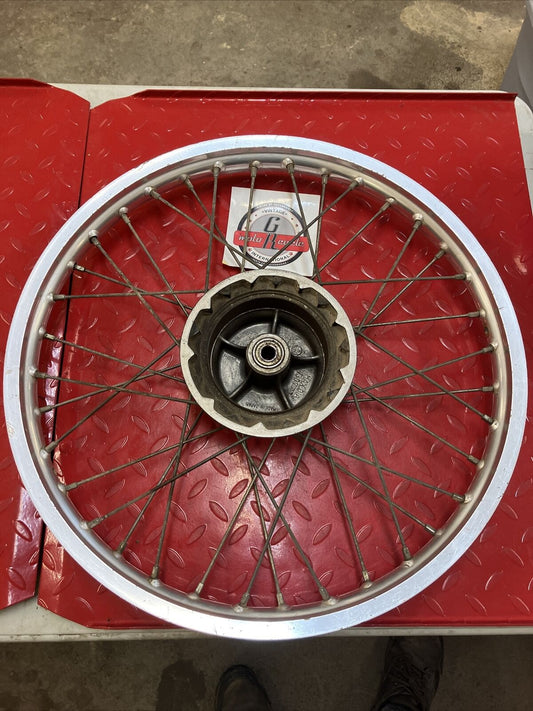Suzuki RM125 1982 front wheel rim hub spoke 1981