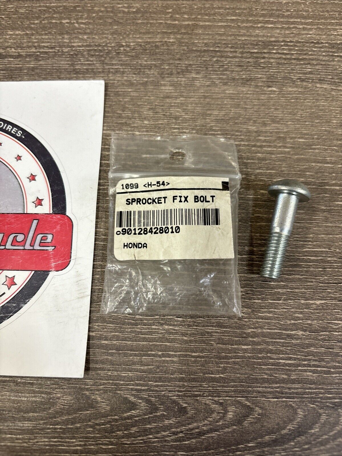 NOS Honda VTR250 XL250 XL500 XR250 XR500 DRIVEN SPROCKET BOLT 90128-428-010 H131