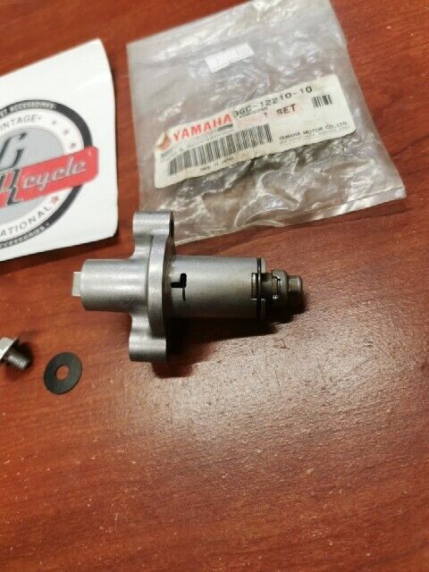 NOS Yamaha TT250R TTR250 TW200 YFB250 CAM CHAIN TENSIONER 3GC-12210-10-00 Y105
