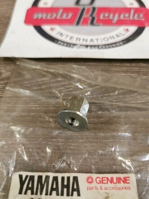 NOS YAMAHA TDM850 FZR1000F FZR600RE FZR400A XJ750J NUT 90179-06306-00 Y145