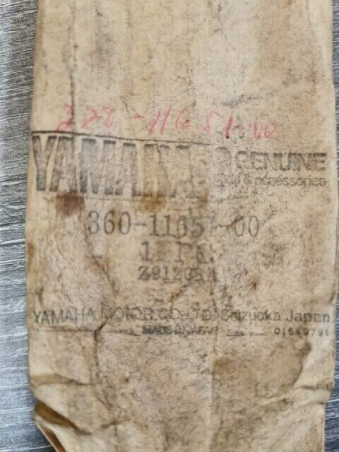 NOS Yamaha RD250 ET340B ET300C RD250B ET340D CONNECTING ROD 360-11651-00-00 Y137