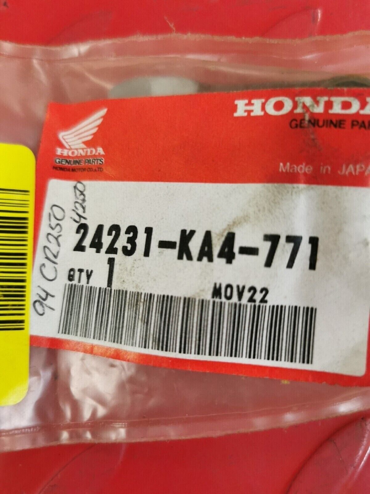 NOS HONDA CR250R CRF450R 1984 - 2004 FORK CENTER GEARSHIFT 24231-KA4-771 H39