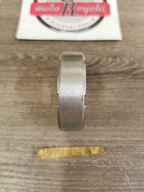 NOS YAMAHA R5C R5 DS7 RD250 RD350  RD400 SEAL LABYRINTH 278-11515-00-00 Y189