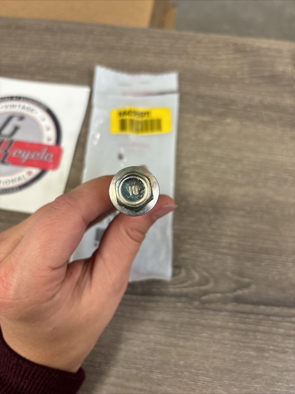 NOS Honda ATC250ES CBR500F CBR600F TRX300EX FLANGE BOLT 10X11 90115-HA0-770 H135
