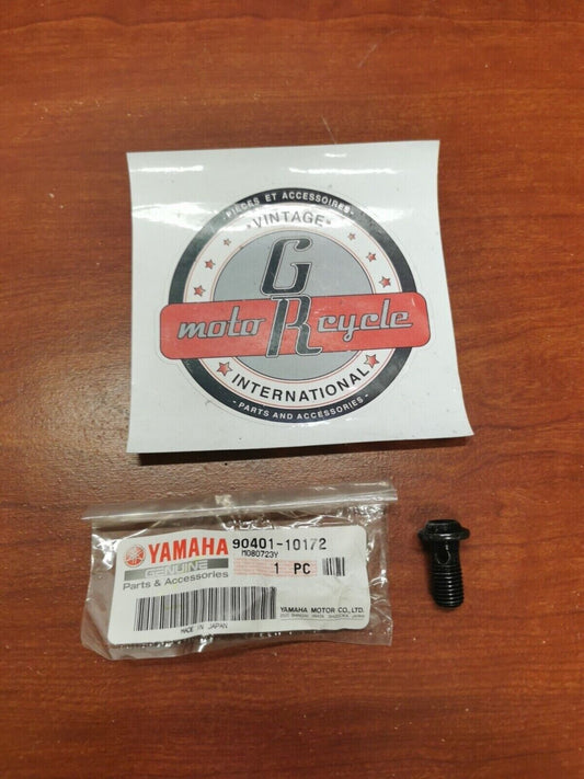 NOS Yamaha FJR1300 XVZ13 XVZ1300 VMX17 XV19 WR250 UNION BOLT 90401-10172-00 Y83