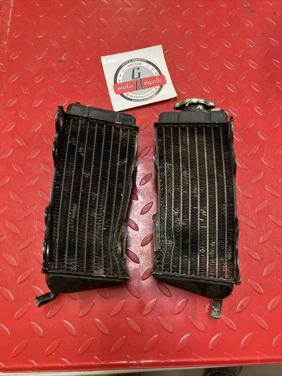 Honda CR250R 1986 Radiator left right 1987 19010-KS7-000