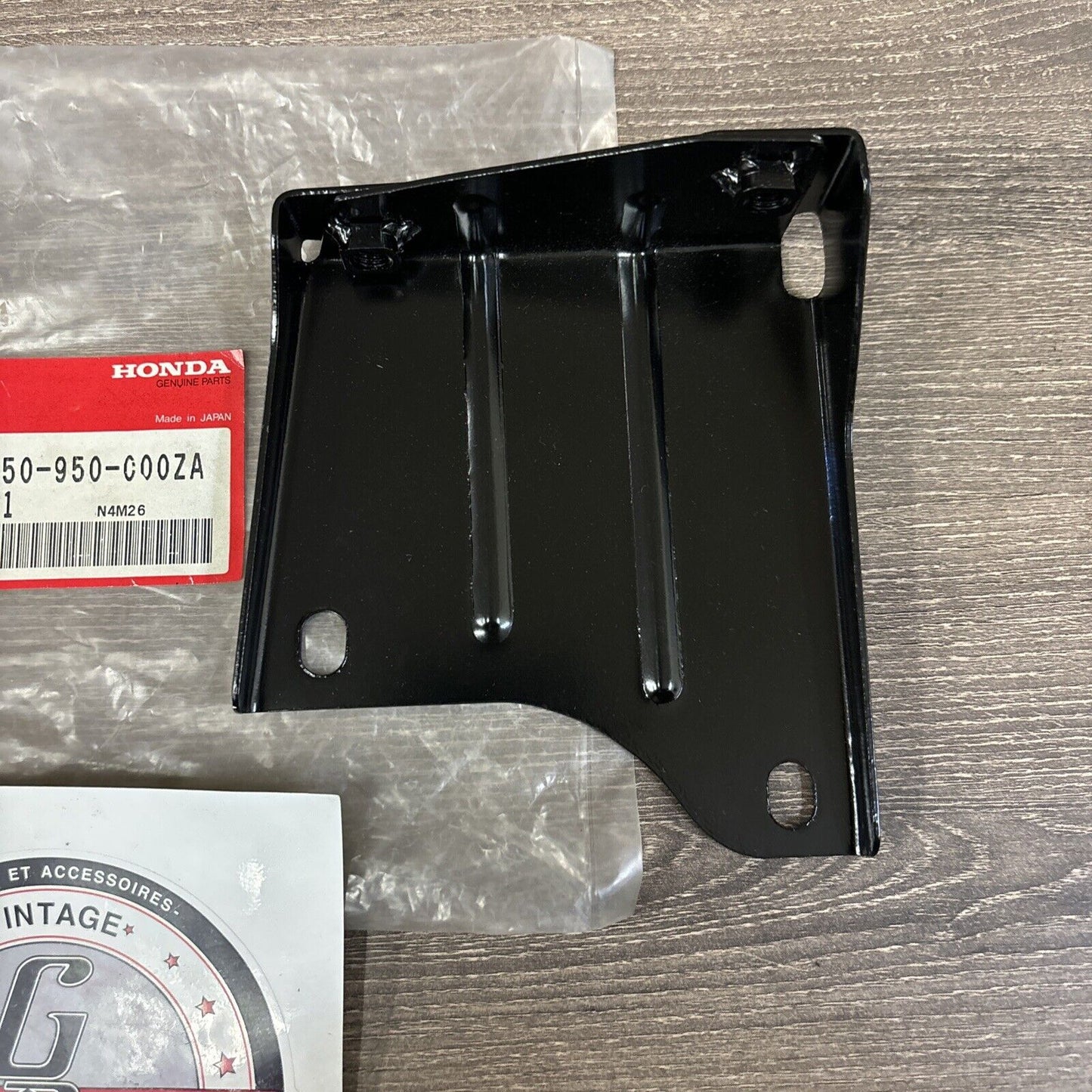 NOS Honda 1977 - 1984 FL250 REDUCTION CASE BRACKET 40550-950-000ZA H114