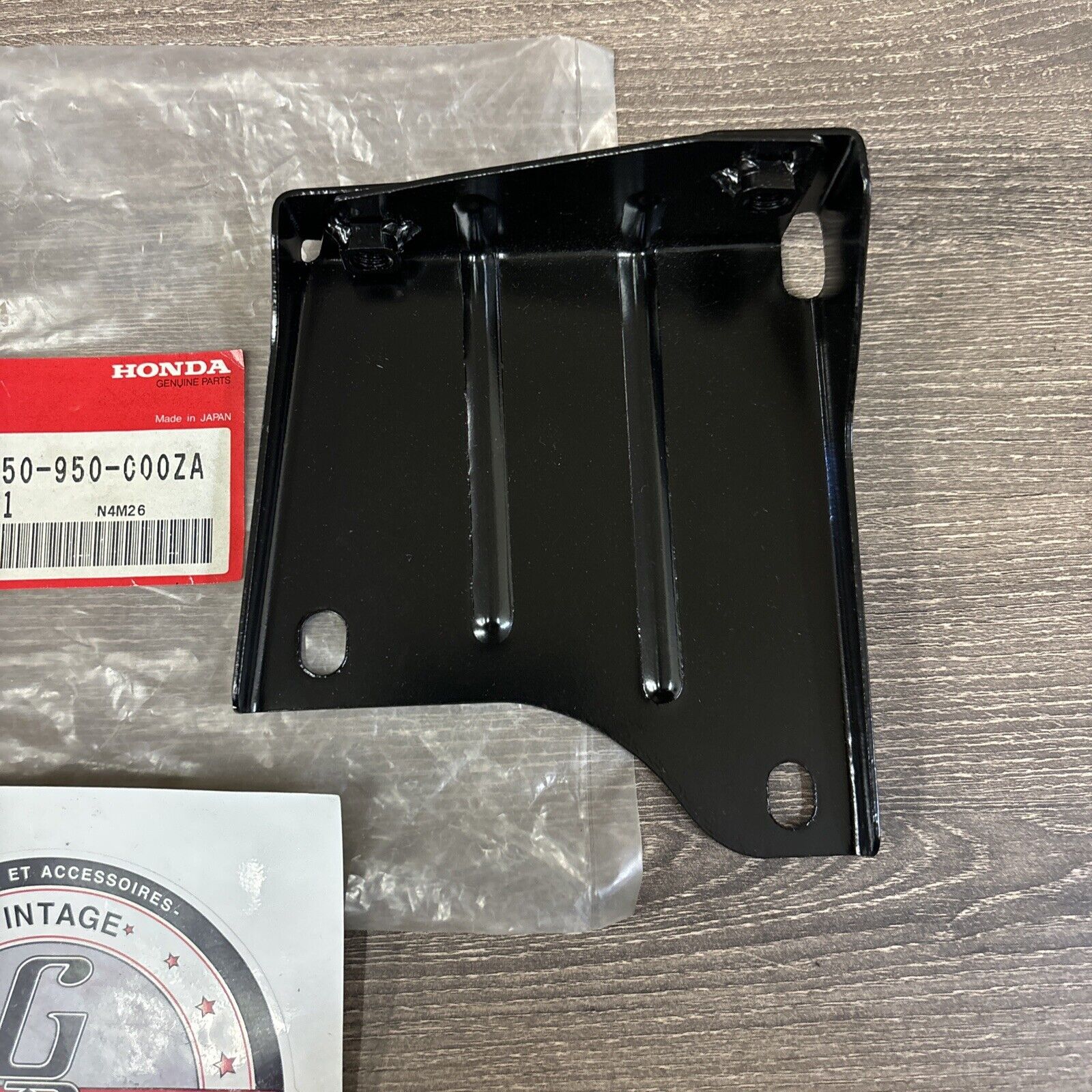 NOS Honda 1977 - 1984 FL250 REDUCTION CASE BRACKET 40550-950-000ZA H114