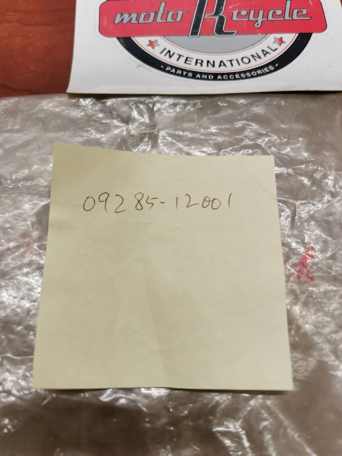 NOS Suzuki OIL SEAL 09285-12001 SUB. 09285-12006 S17