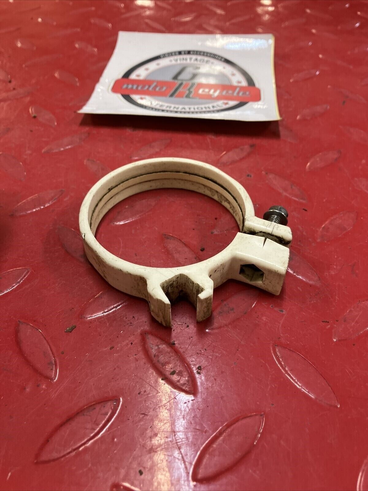 Suzuki RM125 1993 Front fork protector guard guide holder bracket