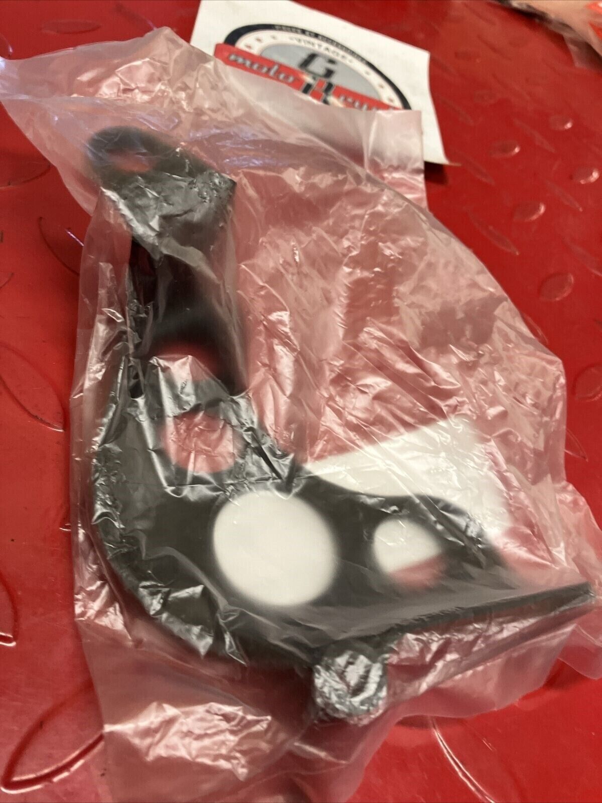NEW NOS YAMAHA YTZ250 YZ490 YZ250 CRANKCASE COVER 23X-15421-00-00 Y52