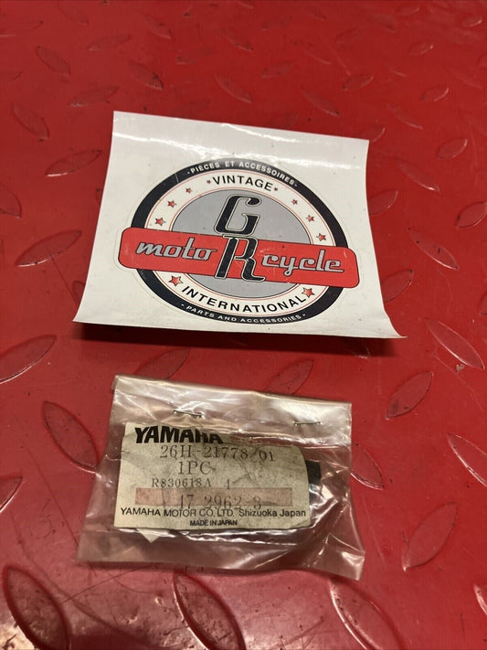 NOS YAMAHA LOCATING DAMPER 26H-21778-01-00 Y64