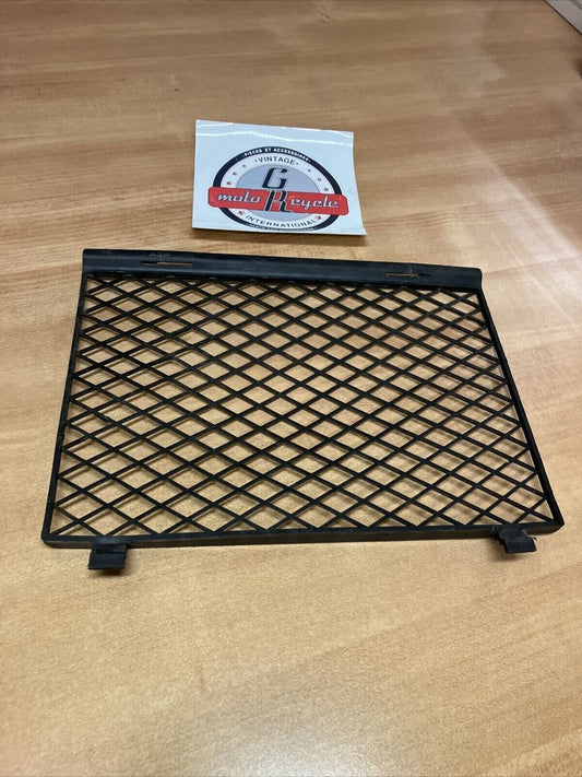 Honda VFR800 interceptor 800 2002 - 2009 radiator grille guard louver U2