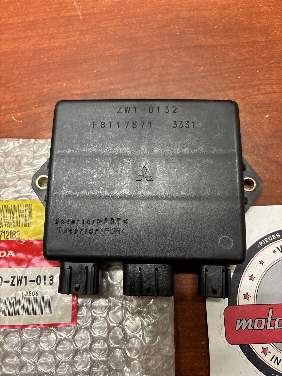 NOS Honda BF75 BF90 IGNITION CONTROL MODULE CDI 30400-ZW1-013 H181