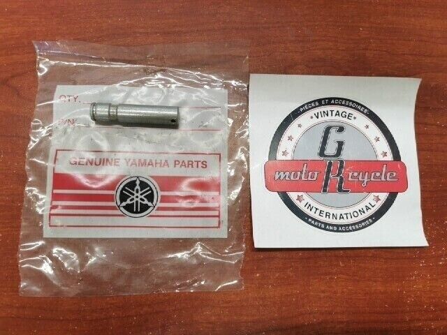 NOS Yamaha CS5 LS2 RD125 RD200 PAWL HOLDER AXLE 307-18188-00-00 Y120