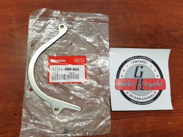 NOS Honda 1999 - 2006 CBR600F DRIVE CHAIN GUIDE PLATE 11355-MBW-000 H108