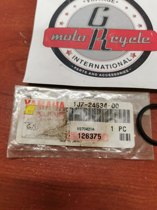 NOS Yamaha XS360 XS400 XS500 XS750 XS1100 SR500 COCK SEAL 1J7-24534-00-00 Y96