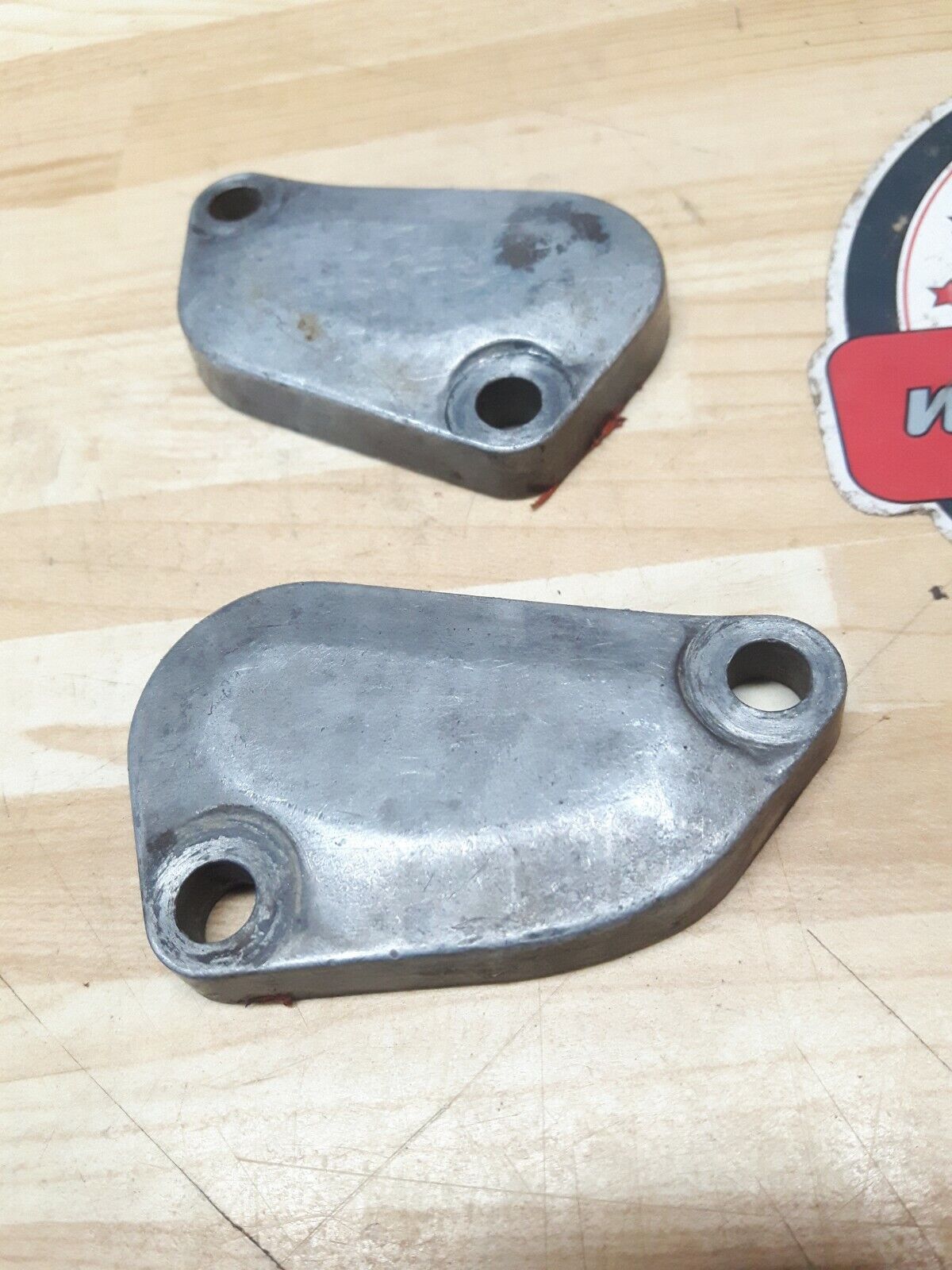 CR250R 1991 cylinder power exhaust valve upper cover 1988 - 1991 12111-KS7-830