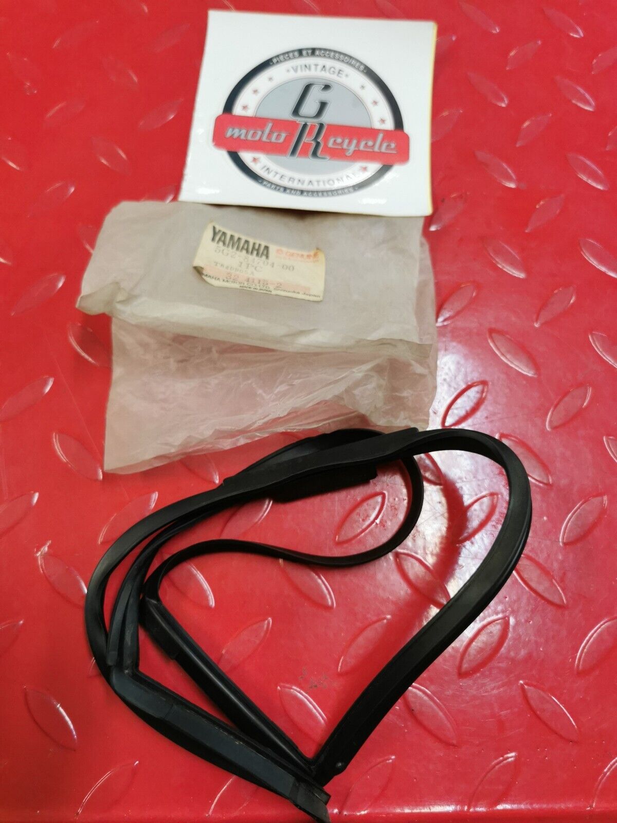 NOS YAMAHA XJ750 1981 - 1983 GASKET TAILLIGHT 5G2-84704-00-00 Y30