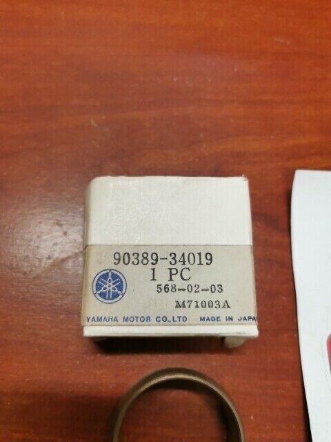 NOS Yamaha EC340 ET340 EX340 EX440 SPECIAL SHAPE BUSHING 90389-34019-00 Y111