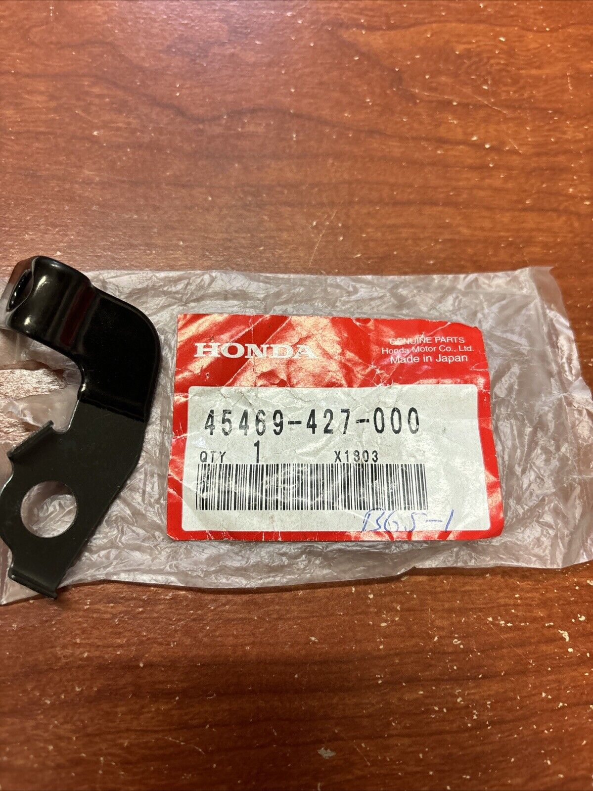 NOS Honda XL185S XR200 XR200R DECOMPRESSION CABLE CLIP 45469-427-000 H169