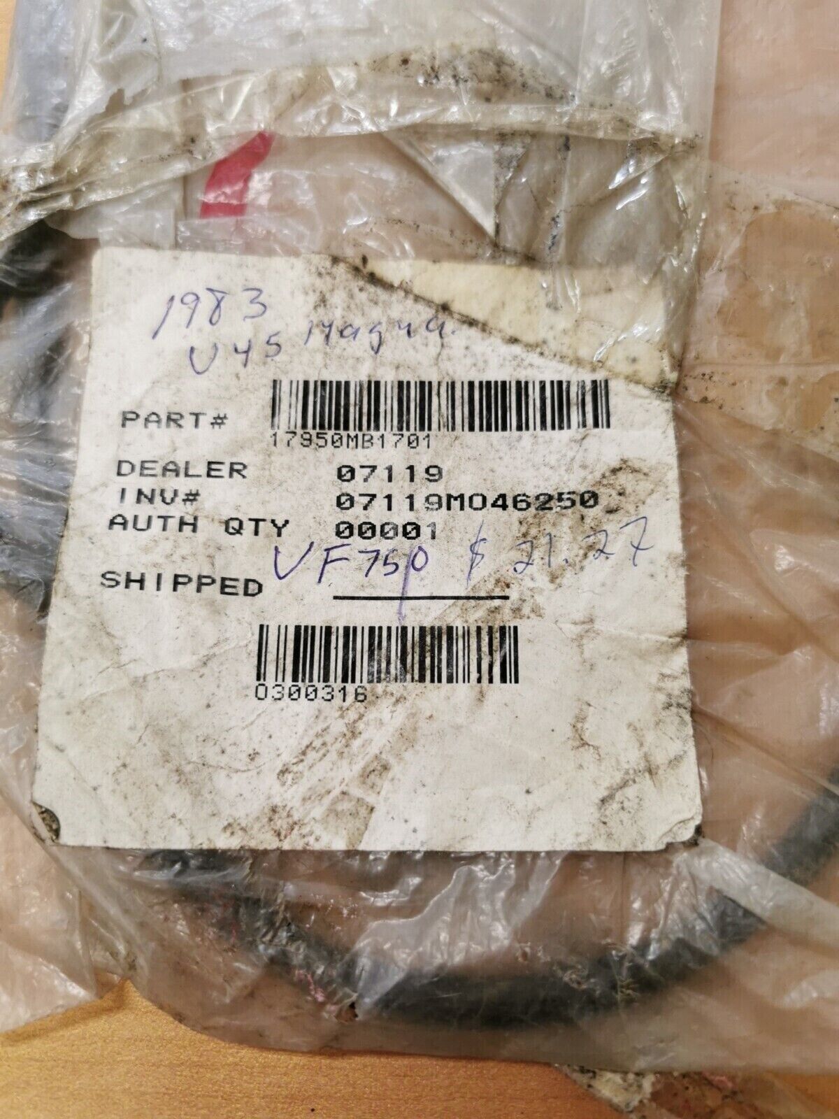 NOS HONDA VF750   1983    CABLE  CHOKE  17950-MB1-701   H29