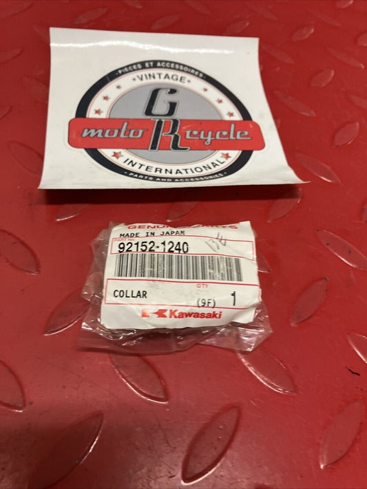 NOS KAWASAKI COLLAR 92152-1240 K15