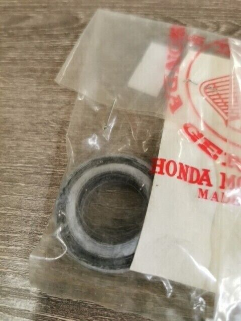 NOS HONDA CR125M 1974 - 1978 MR175 1975 77 OIL SEAL 21X35X7 90752-360-006  H74