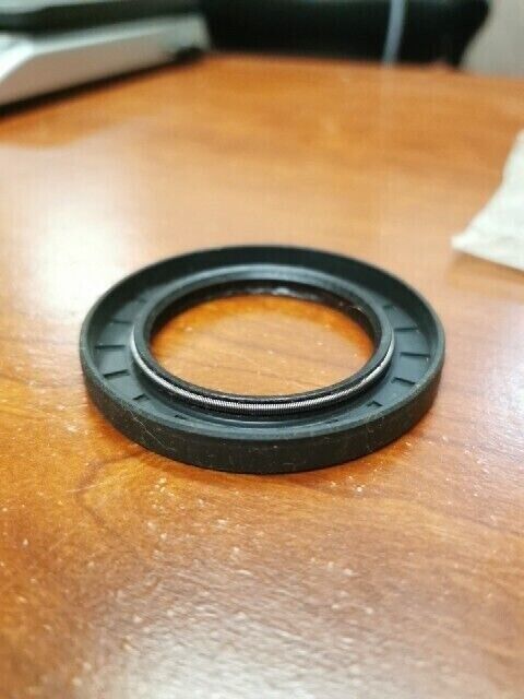 NOS Yamaha YFM250 YFM350 YFM400 OIL SEAL 93102-46377-00 Y102