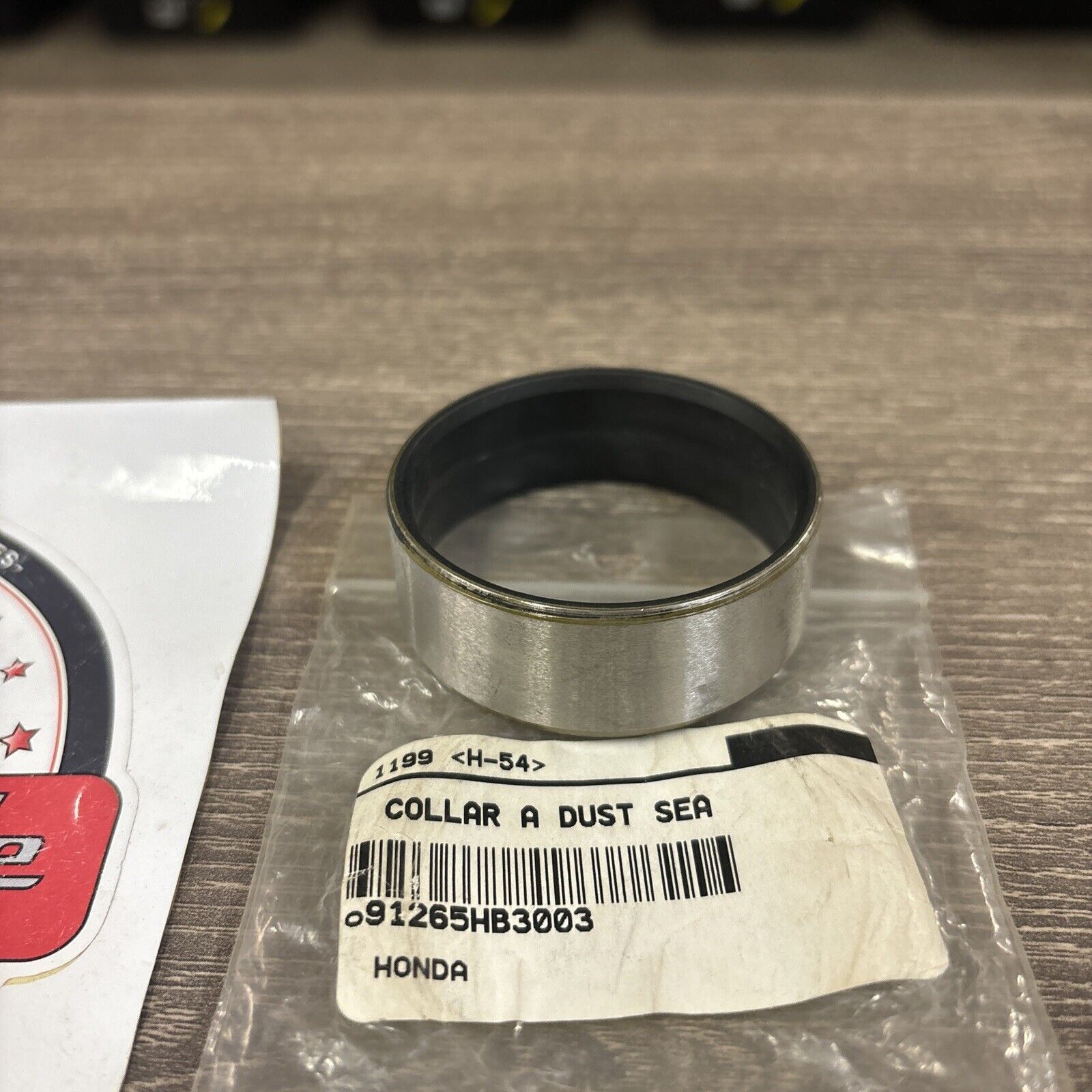 NOS Honda ATC125M TRX125 TRX200SX DUST SEAL COLLAR (A) 91265-HB3-003 SUB H158