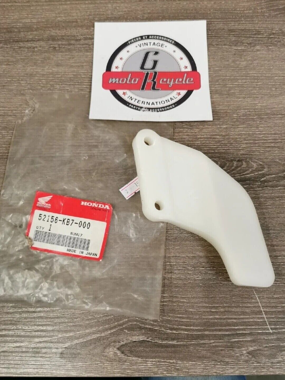 NOS HONDA XL600R NX125 XL500R 1982 - 1990 XL350R CHAIN GUARD 52156-KB7-000 H45