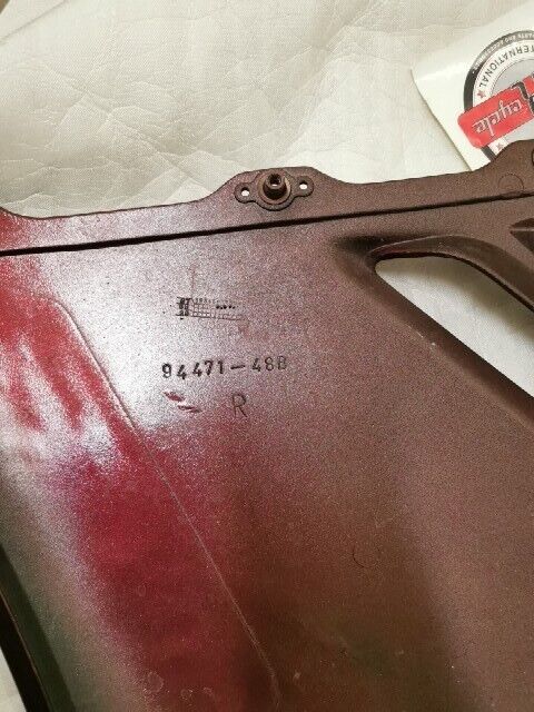 NOS Suzuki KATANA 1100 GSX1100F RIGHT SIDE FAIRING COVER 94471-48B