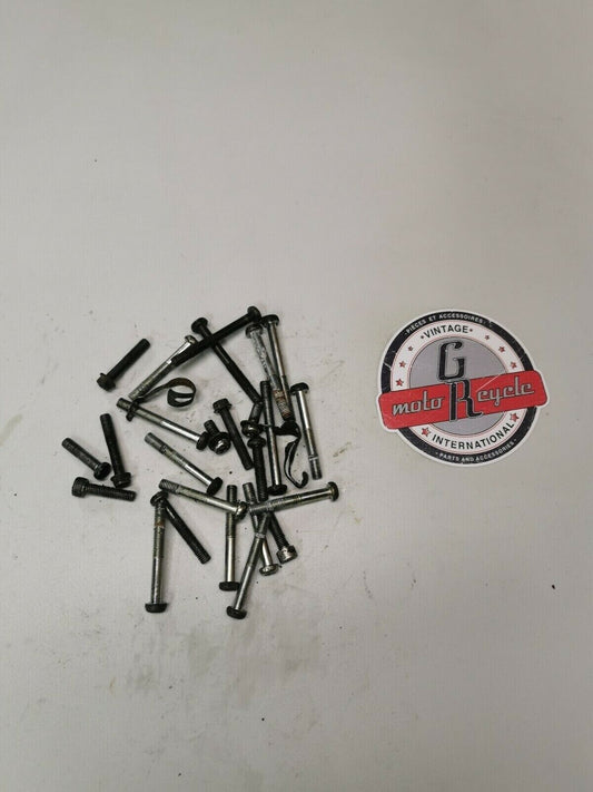 Suzuki PE175 1982 motor engine crankcase / cover bottom end bolt hardware