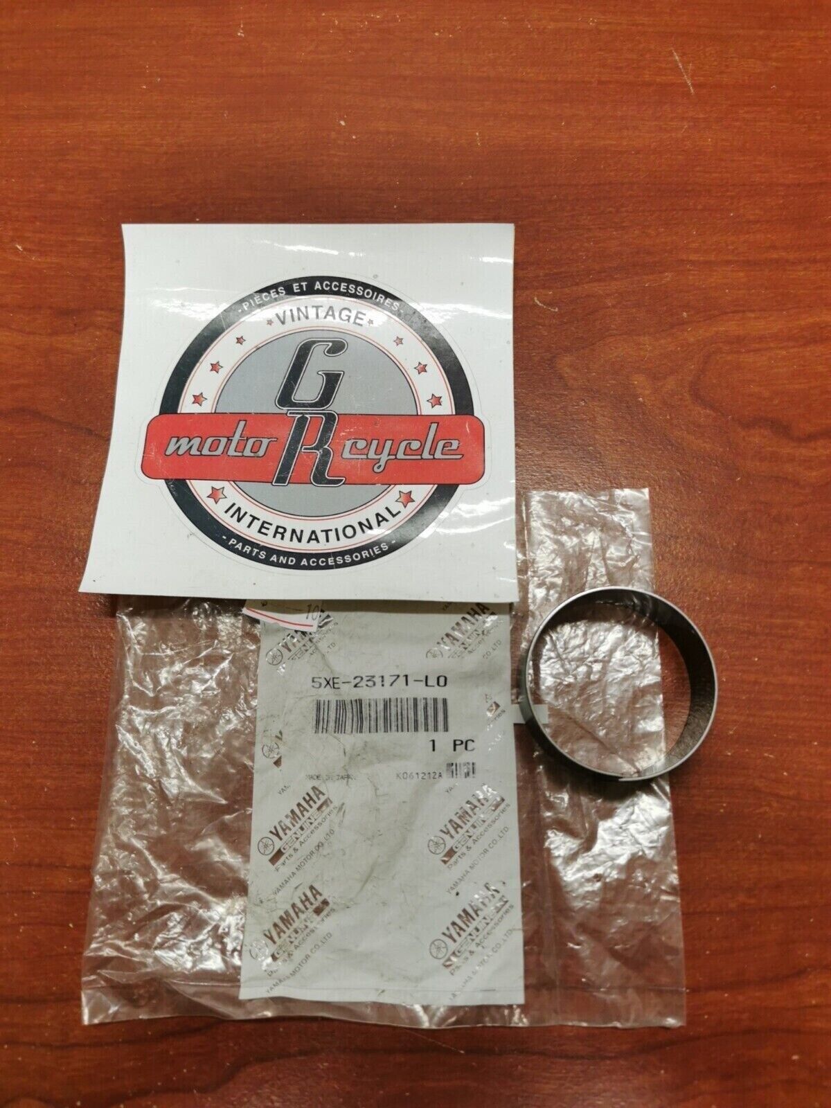 NOS Yamaha YZ125 YZ250 YZ450 WR250 WR450 FRONT FORK PISTON 5XE-23171-L0-00 Y96