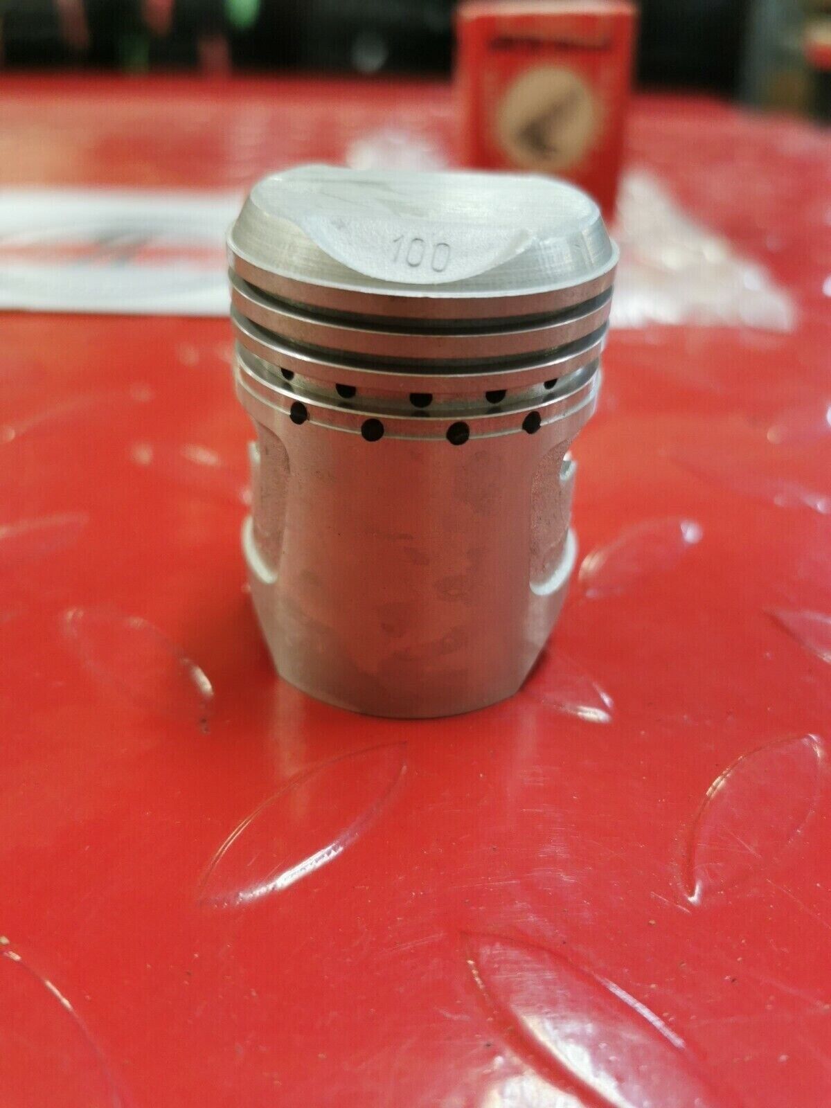 NOS Honda CA100 CA102 PISTON (1.00) 13105-001-040 H3