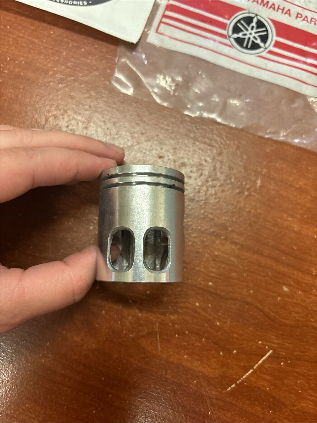 NOS Yamaha TY50 TY50M PISTON STD 0.96 353-11631-01-96 SUB 353-11631-01-98 Y175