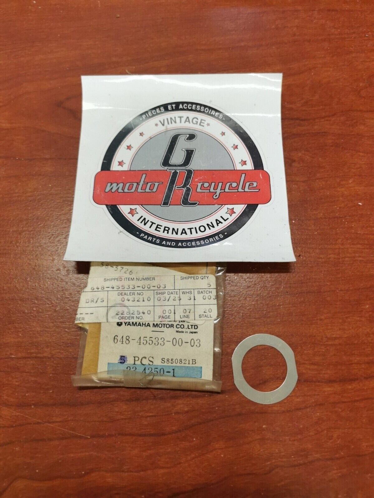 NOS YAMAHA SR400 YZ250 YZ490 TZ125 TZ250 IT425 IT465 SHIM 648-45533-00-03 Y72